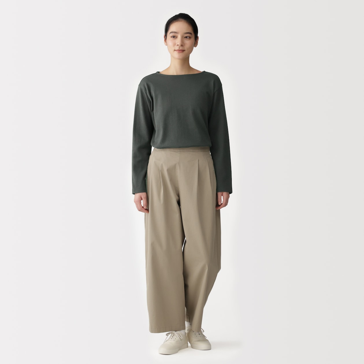 婦人　太番手ボートネック長袖Ｔシャツ