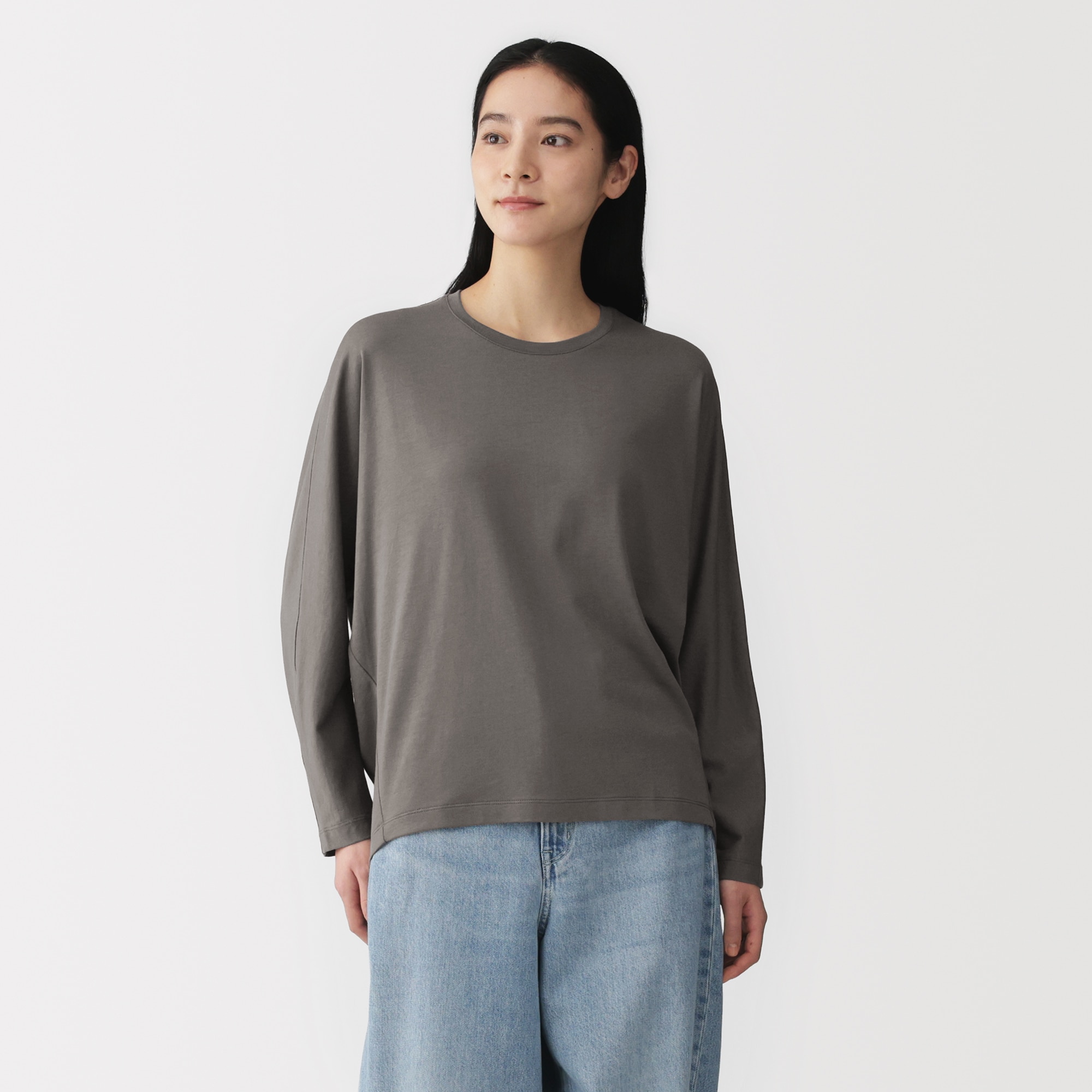 婦人　なめらか天竺編みクルーネック長袖プルオーバー