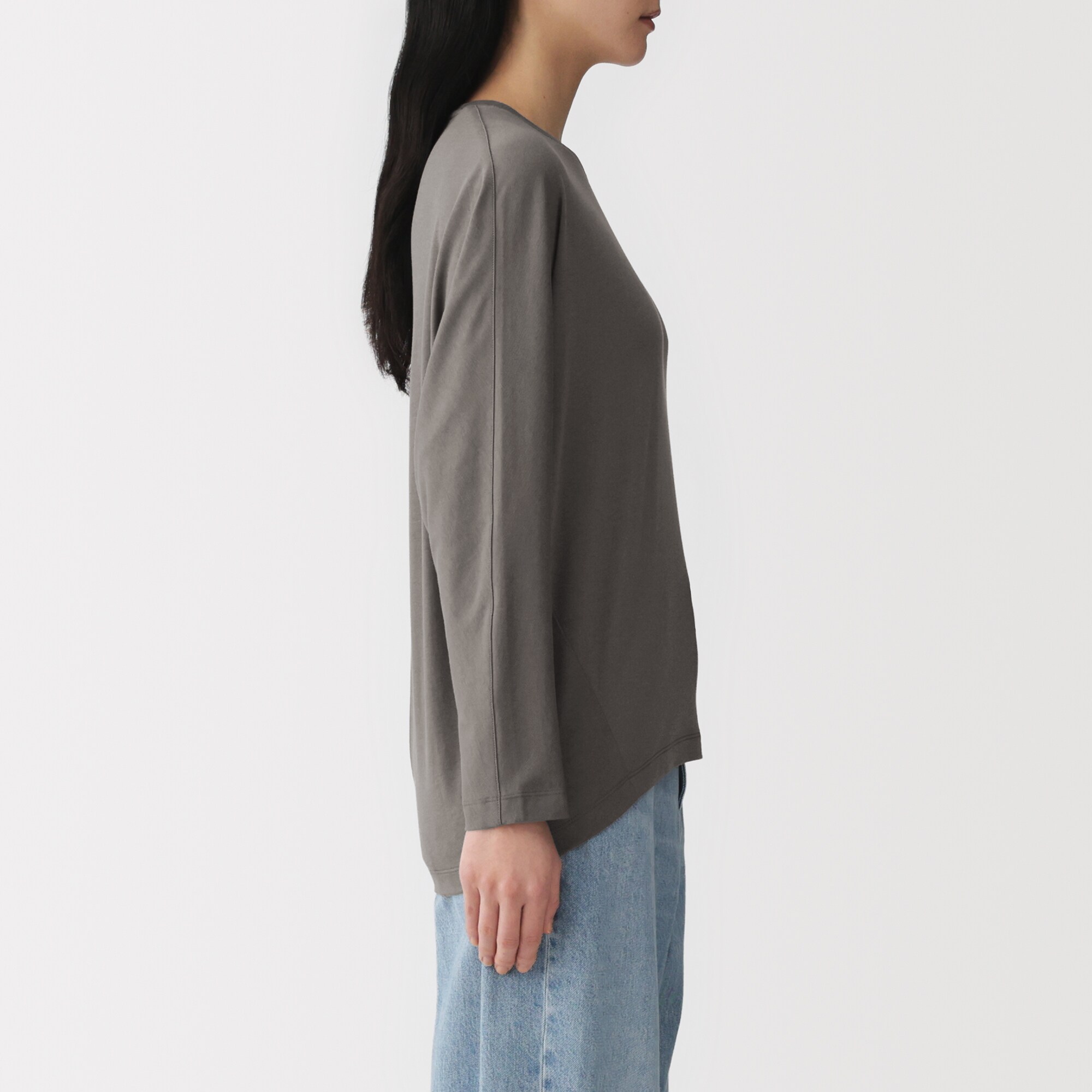 婦人　なめらか天竺編みクルーネック長袖プルオーバー