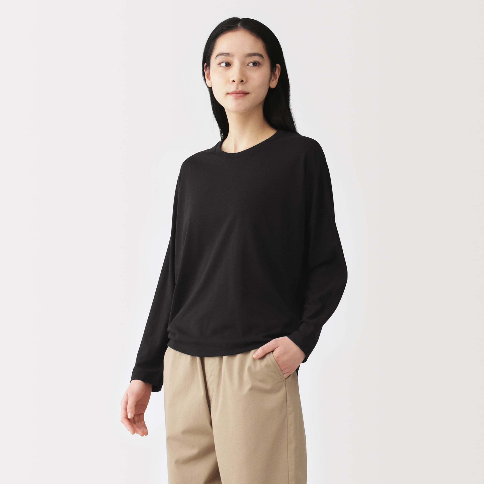 婦人　なめらか天竺編みクルーネック長袖プルオーバー