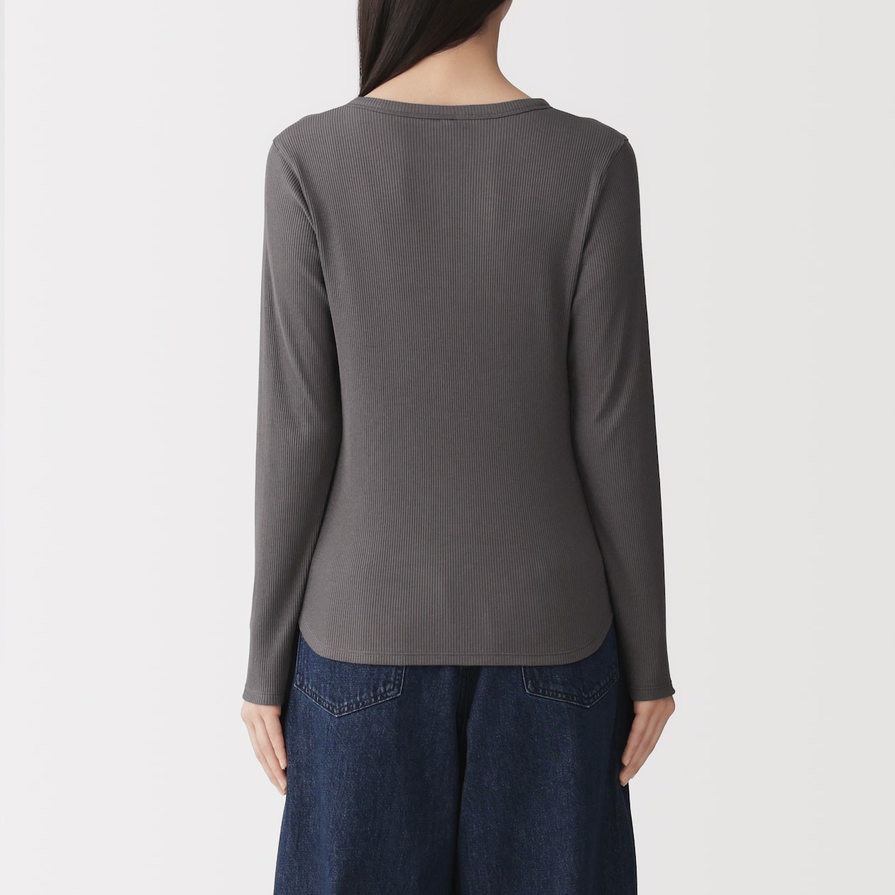 婦人　なめらかリブ編みヘンリーネック長袖Ｔシャツ