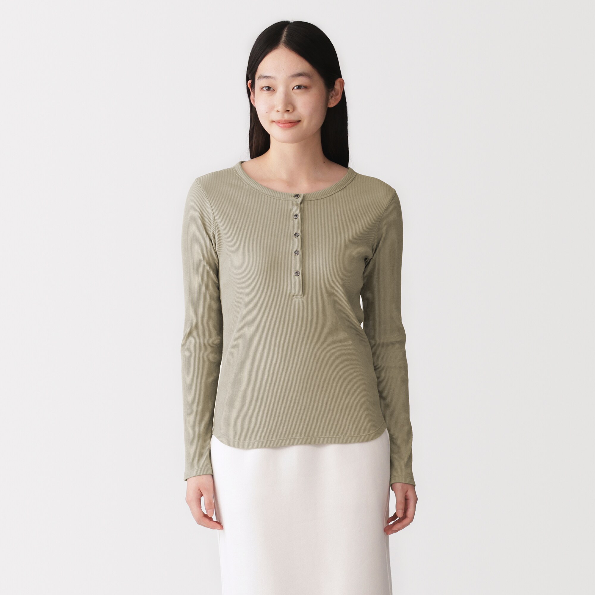 婦人　なめらかリブ編みヘンリーネック長袖Ｔシャツ