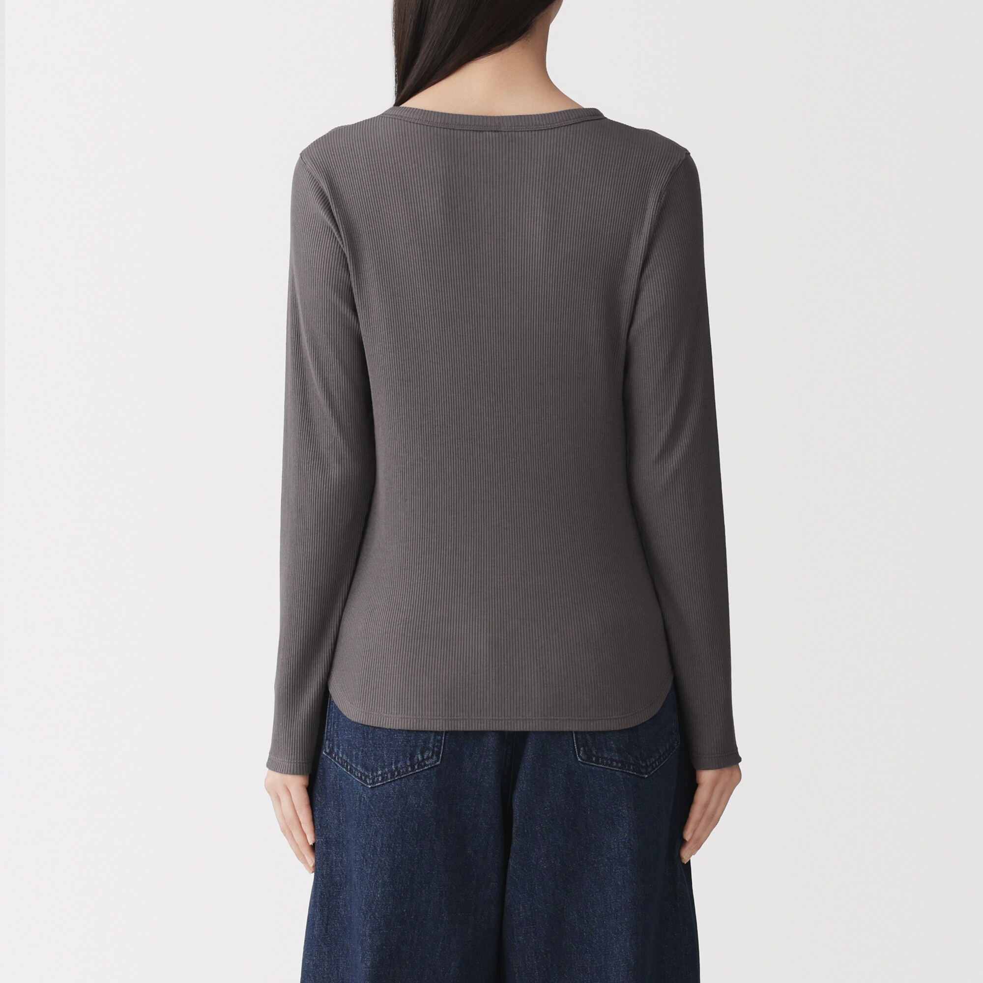 婦人　なめらかリブ編みヘンリーネック長袖Ｔシャツ
