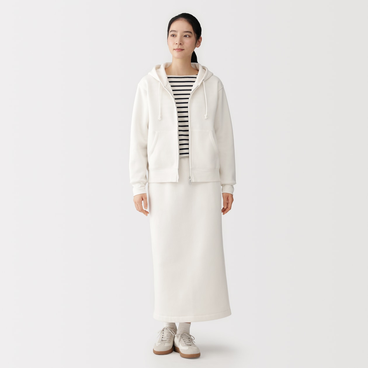 婦人　スウェットフルジップパーカ