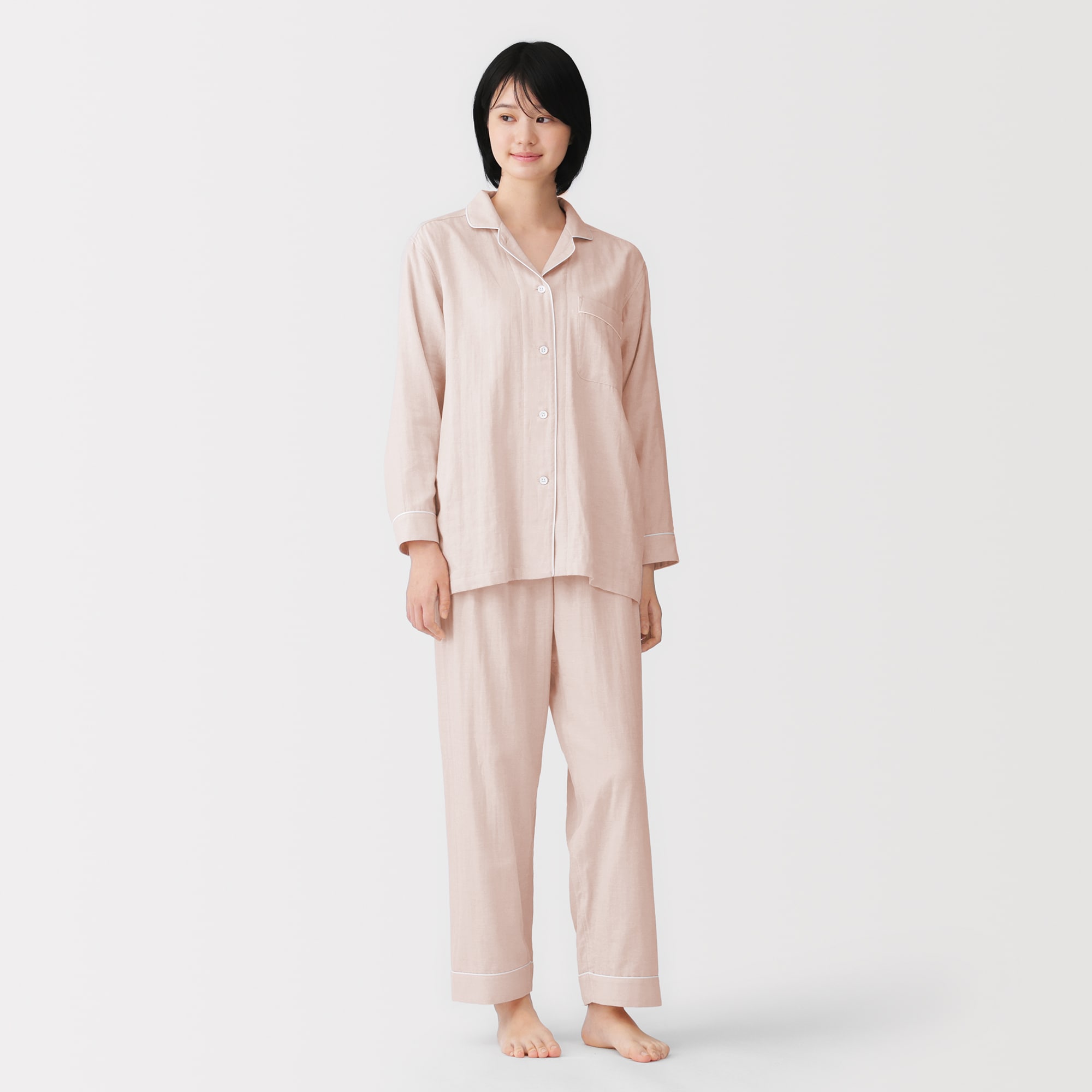 婦人　脇に縫い目のない　二重ガーゼ長袖パジャマ