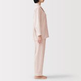 婦人　脇に縫い目のない　二重ガーゼ長袖パジャマ