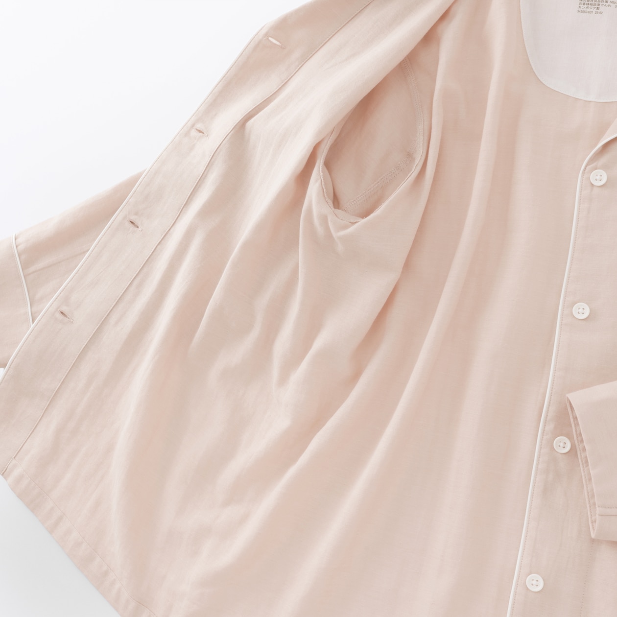 婦人　脇に縫い目のない　二重ガーゼ長袖パジャマ