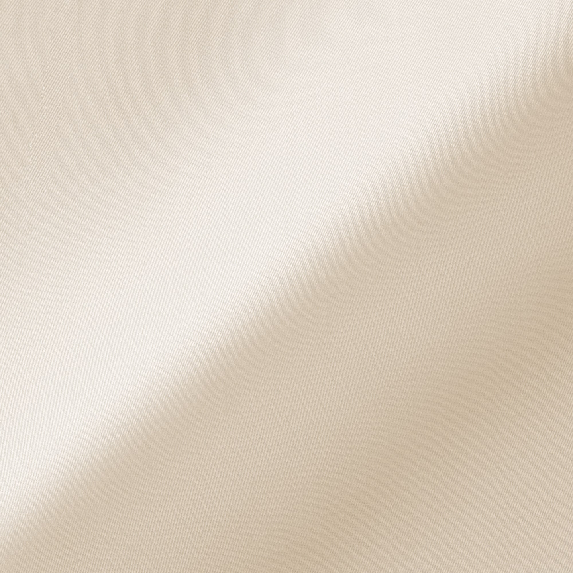 婦人　なめらかサテン　長袖パジャマ