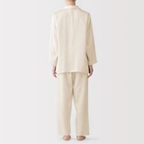 婦人　なめらかサテン　長袖パジャマ