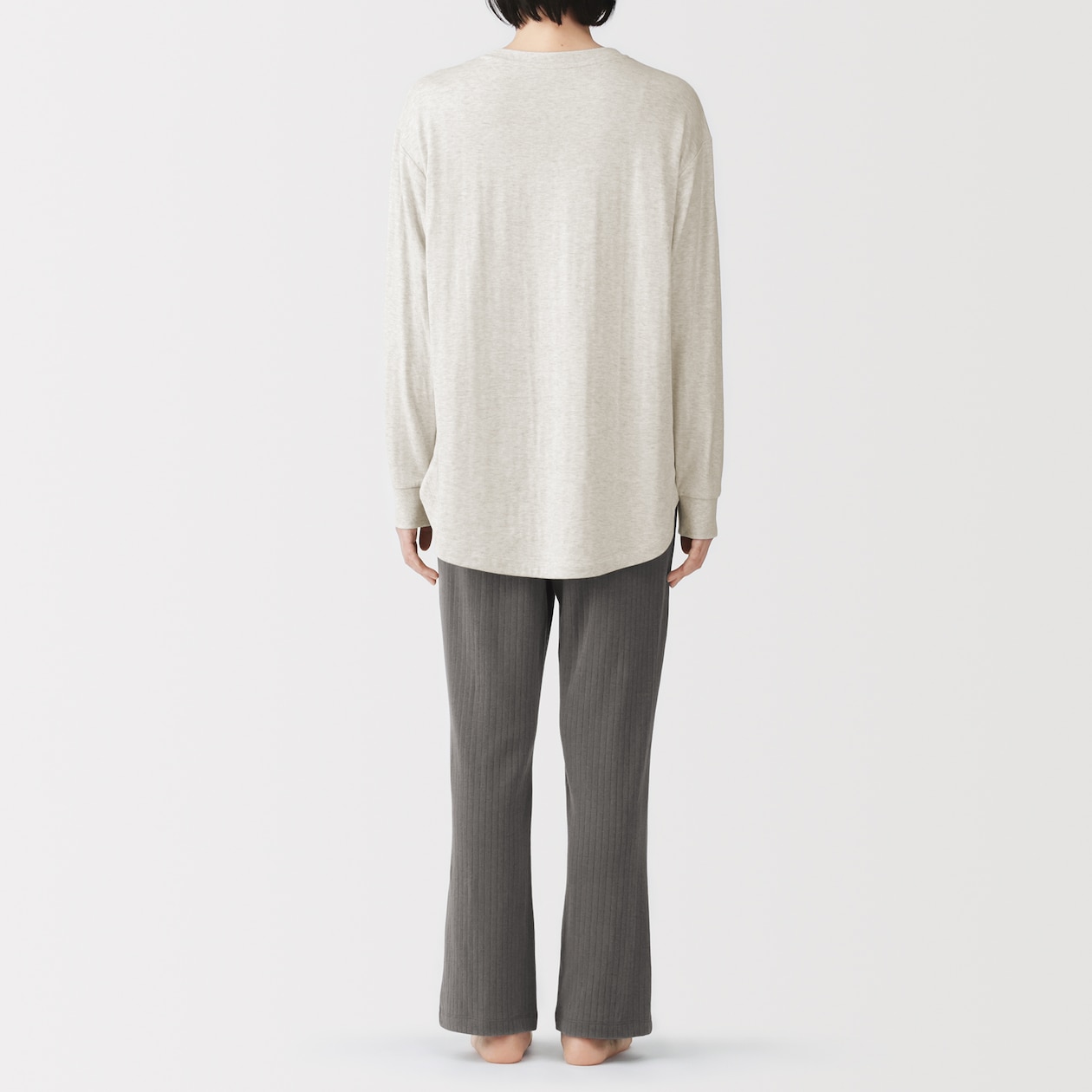 婦人　なめらか　接結　長袖ルームウェアセット