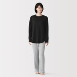 婦人　なめらか　接結　長袖ルームウェアセット