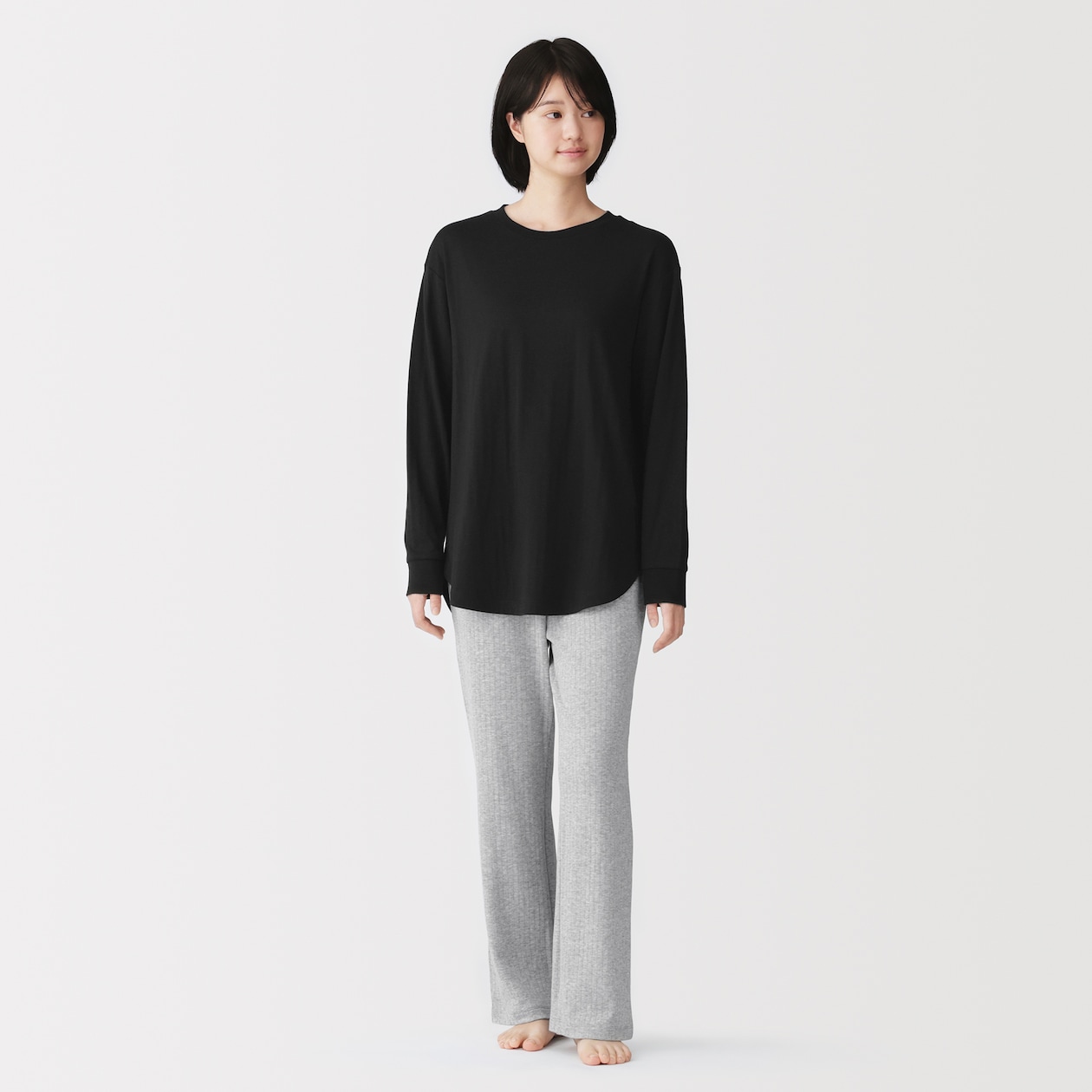 婦人　なめらか　接結　長袖ルームウェアセット