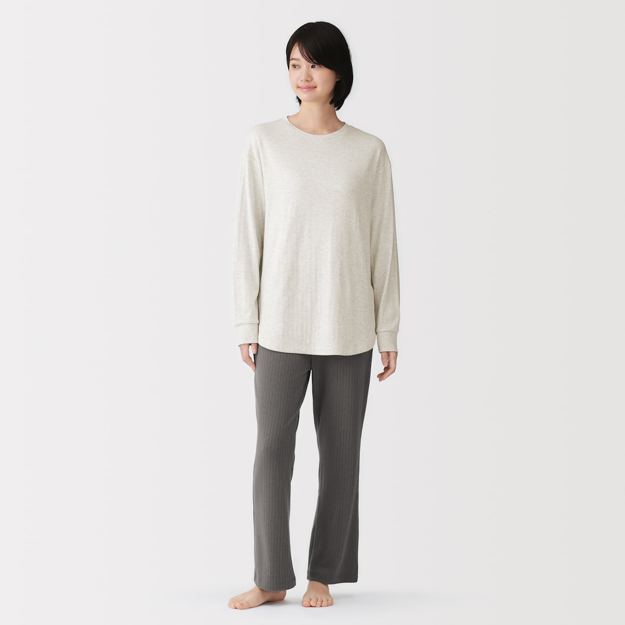 婦人　なめらか　接結　長袖ルームウェアセット