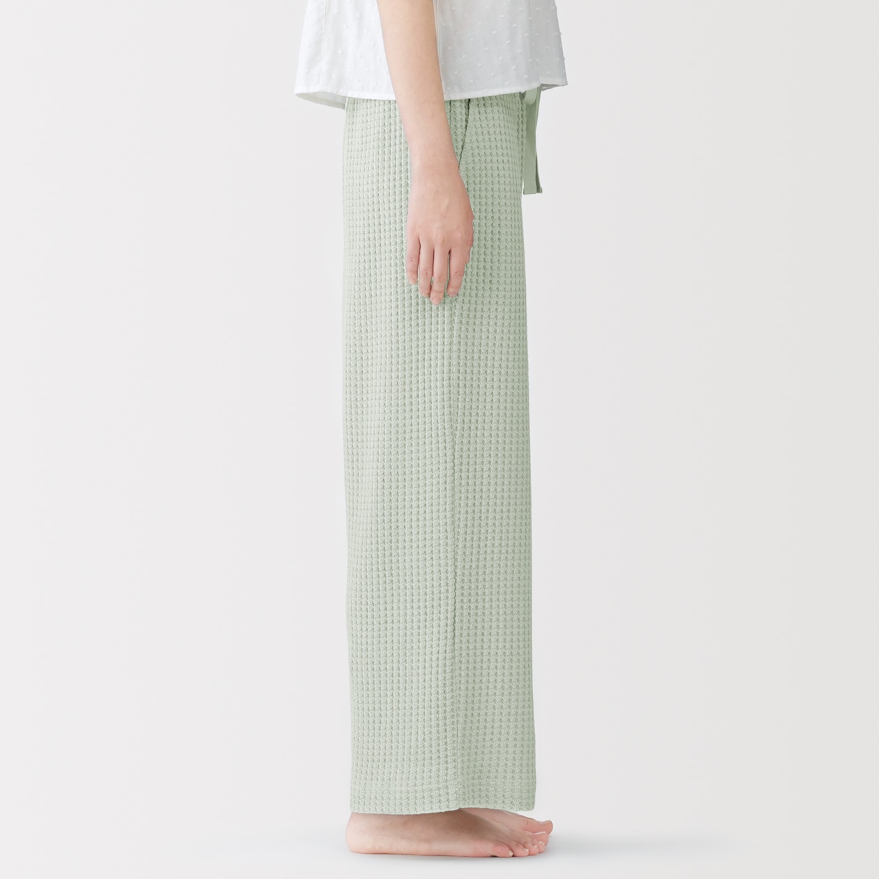 婦人　ざっくり編んだ　ロングパンツ