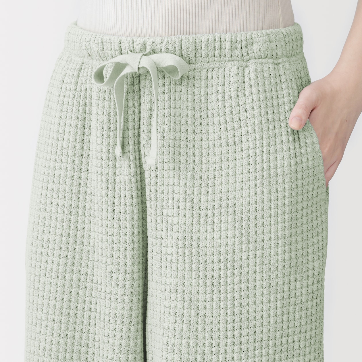 婦人　ざっくり編んだ　ロングパンツ