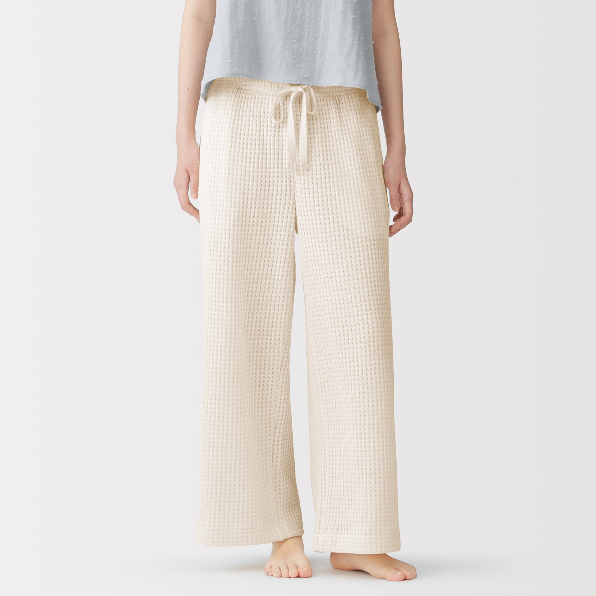 婦人　ざっくり編んだ　ロングパンツ