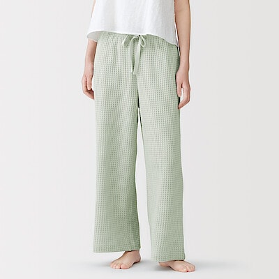 婦人　ざっくり編んだ　ロングパンツ