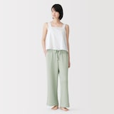 婦人　ざっくり編んだ　ロングパンツ