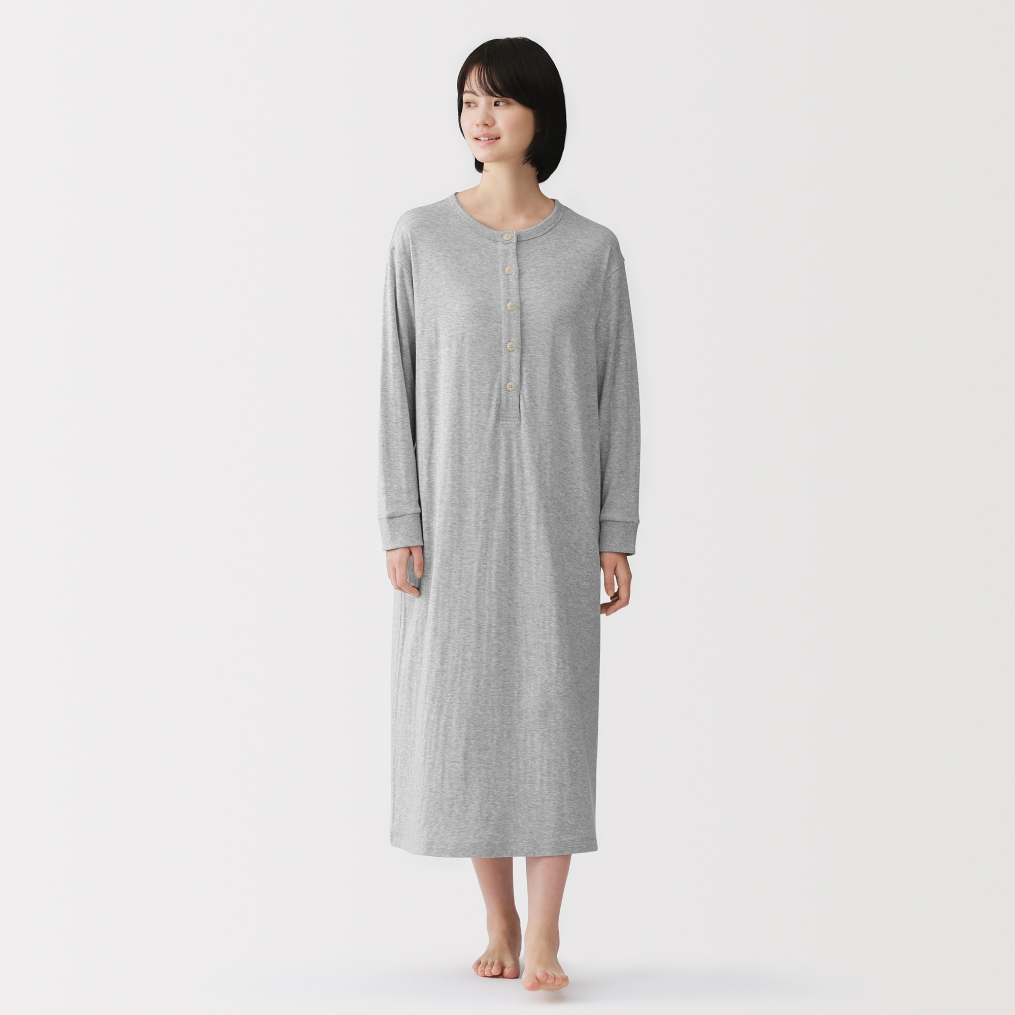 婦人　なめらか　接結　長袖ワンピース