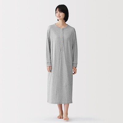 婦人　なめらか　接結　長袖ワンピース