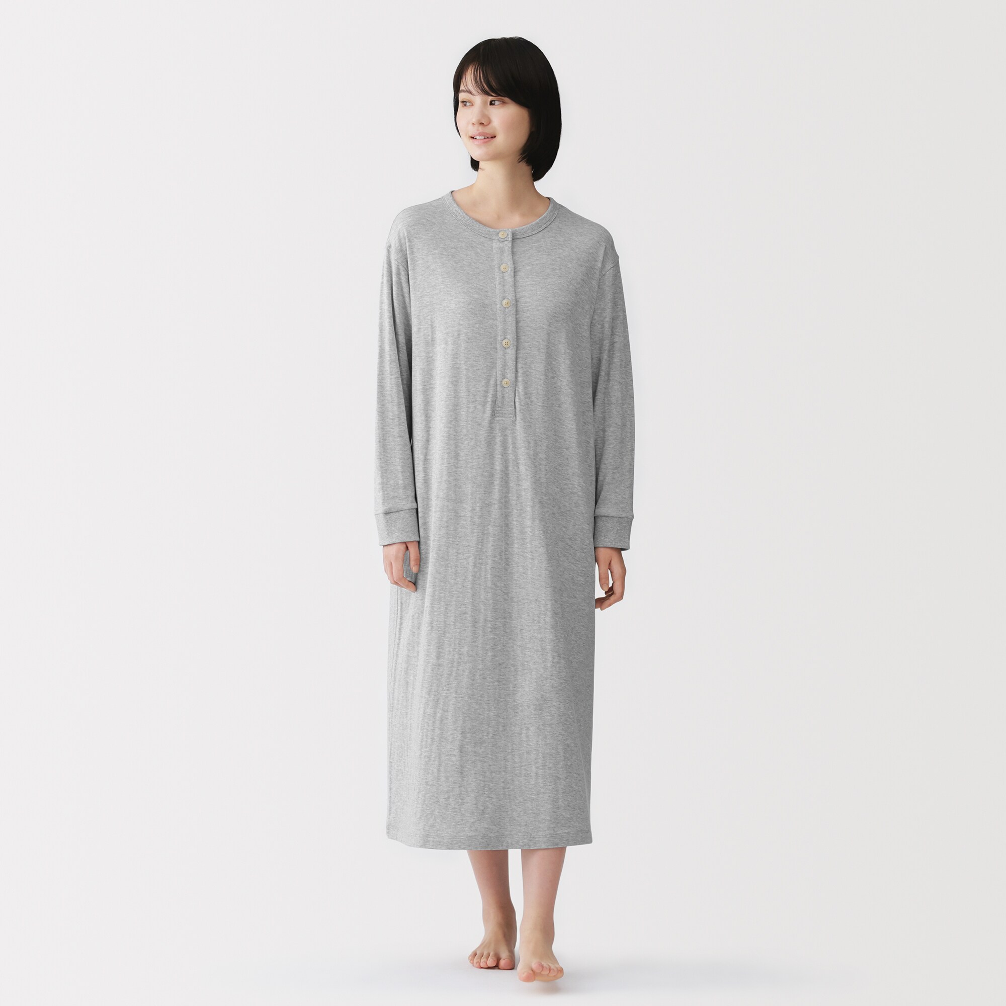 婦人　なめらか　接結　長袖ワンピース