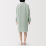 婦人　なめらかサテン　長袖パジャマワンピース