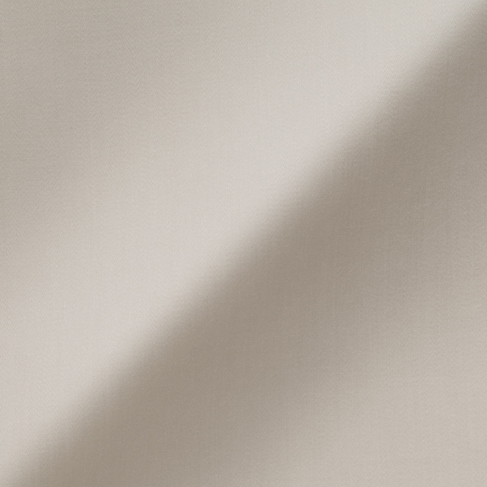 婦人　なめらかサテン　半袖パジャマワンピース