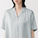 婦人　なめらかサテン　半袖パジャマワンピース