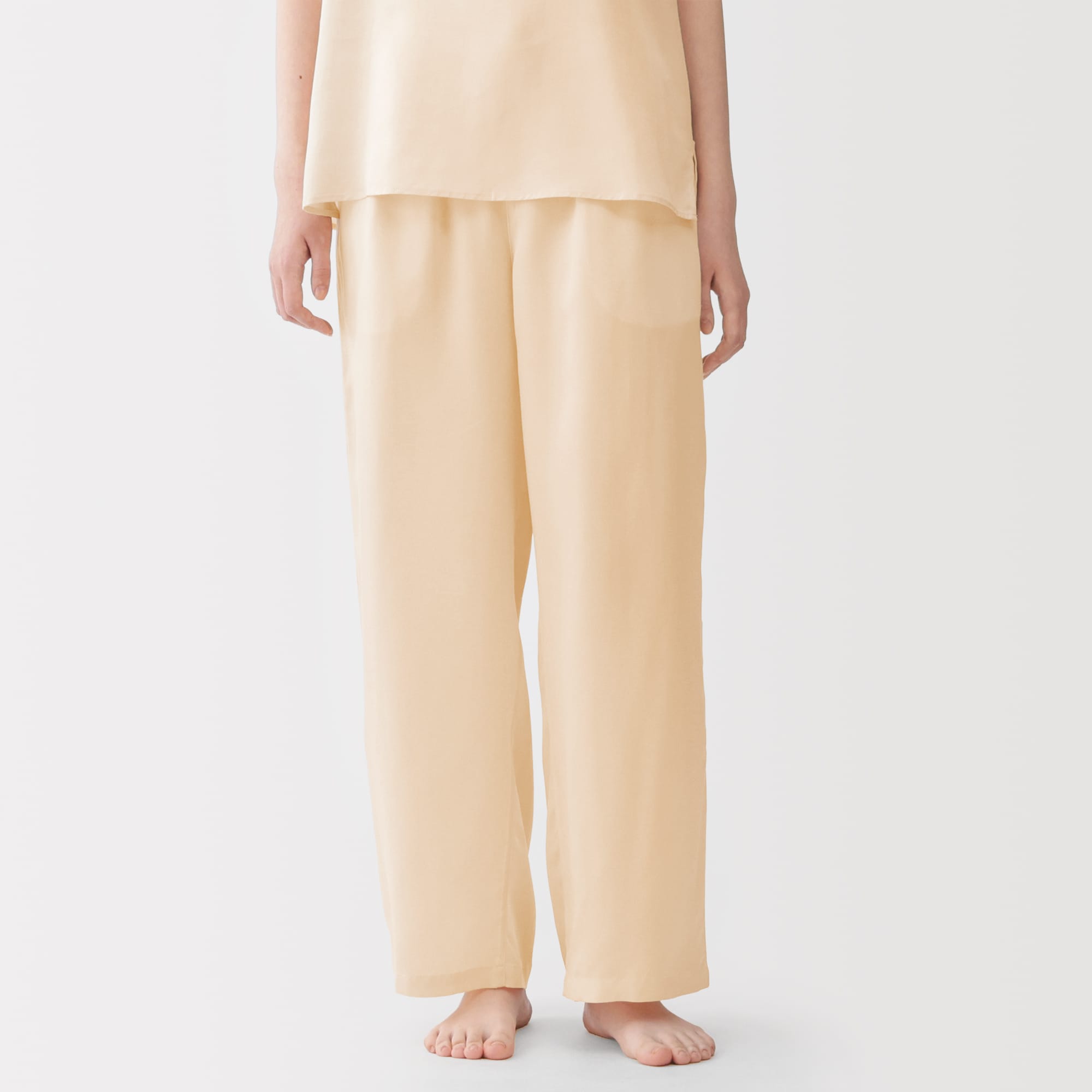 婦人　なめらかサテン　ロングパンツ