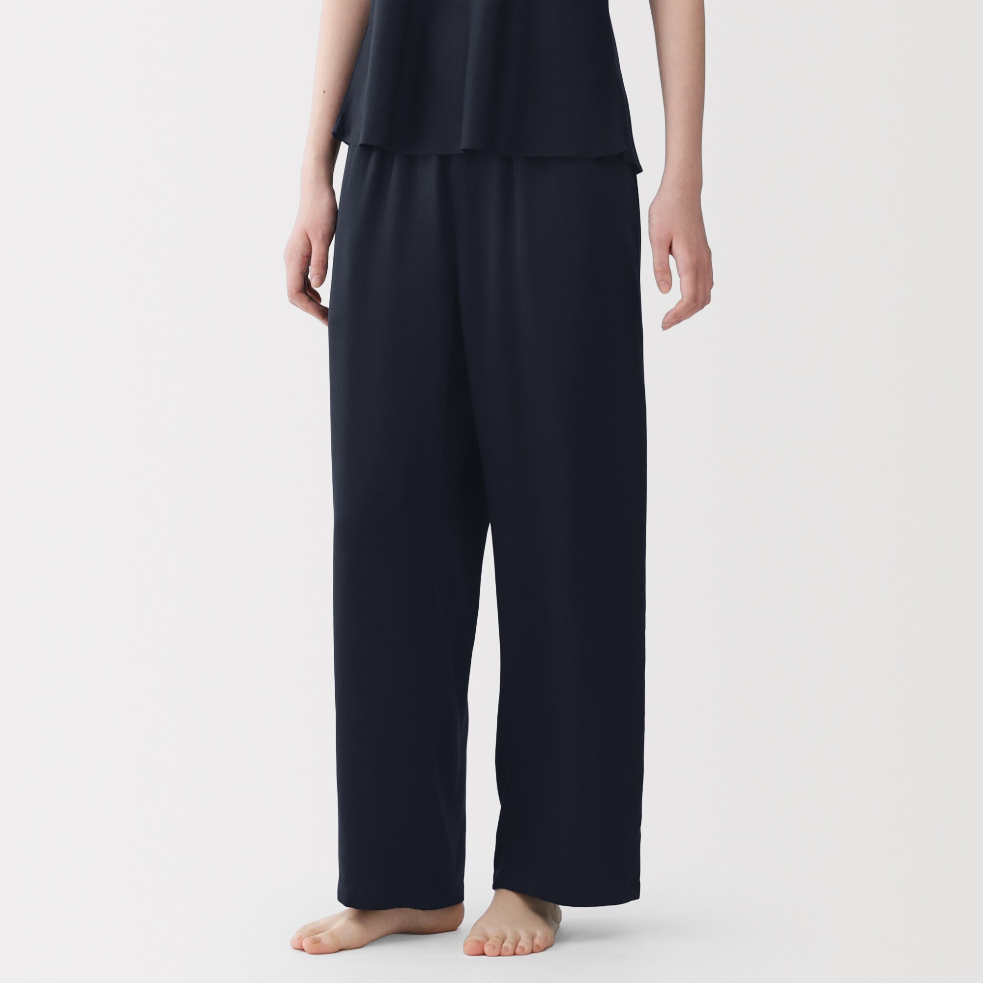 婦人　なめらかサテン　ロングパンツ