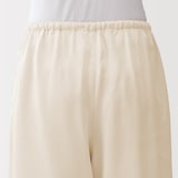 婦人　なめらかサテン　ロングパンツ