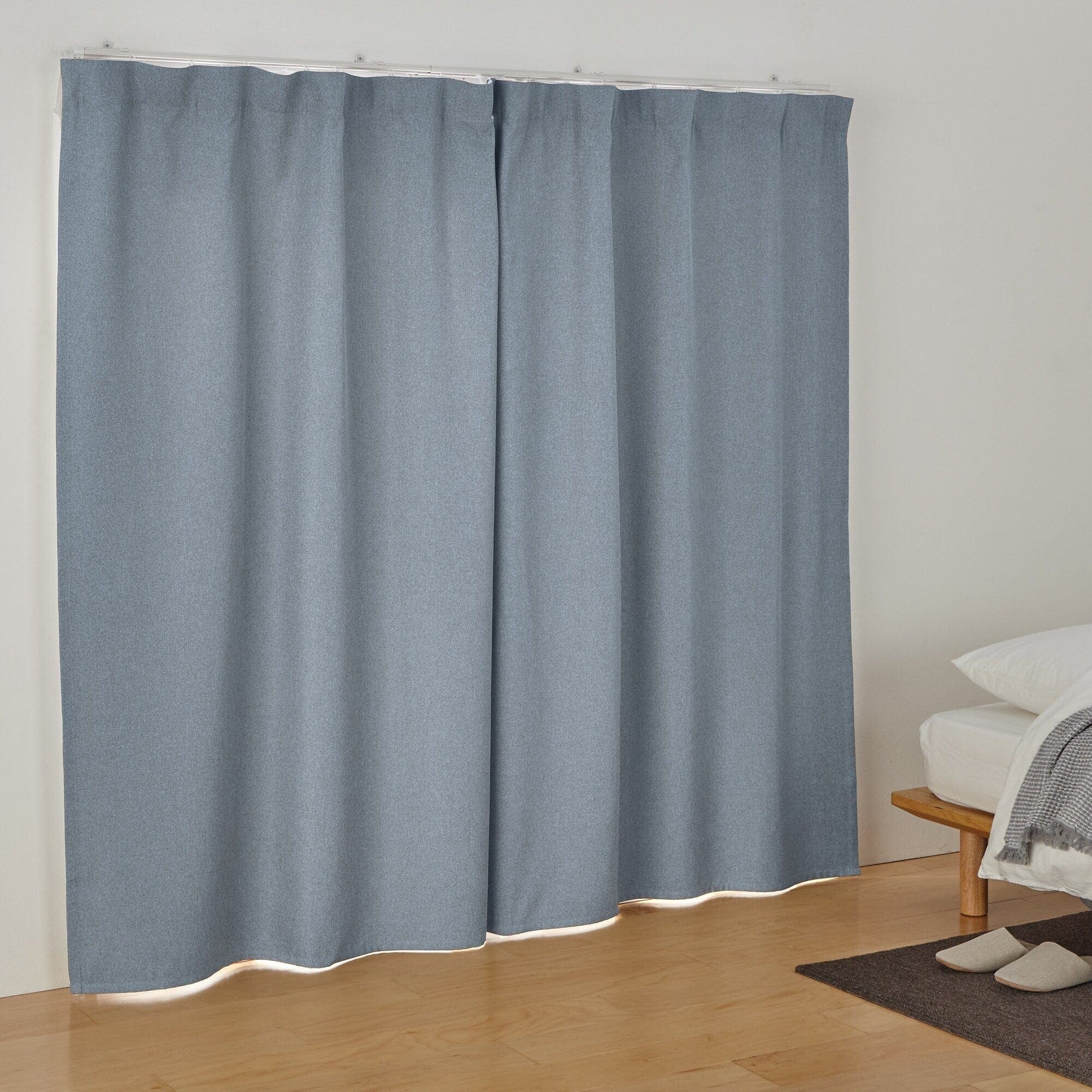 防炎・遮光性　ドビー織りノンプリーツカーテン