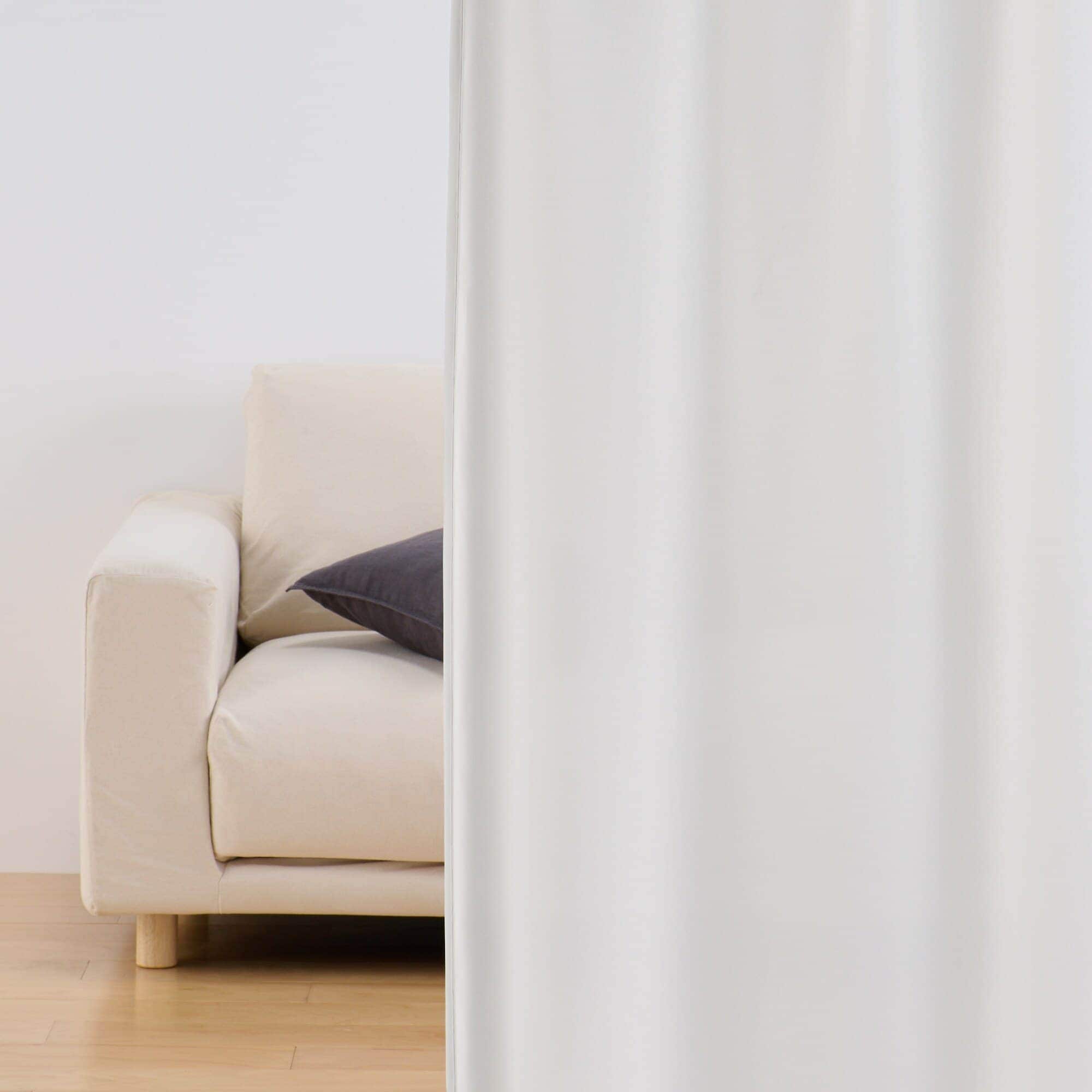 花粉をキャッチし熱を通しにくいレースノンプリーツカーテン