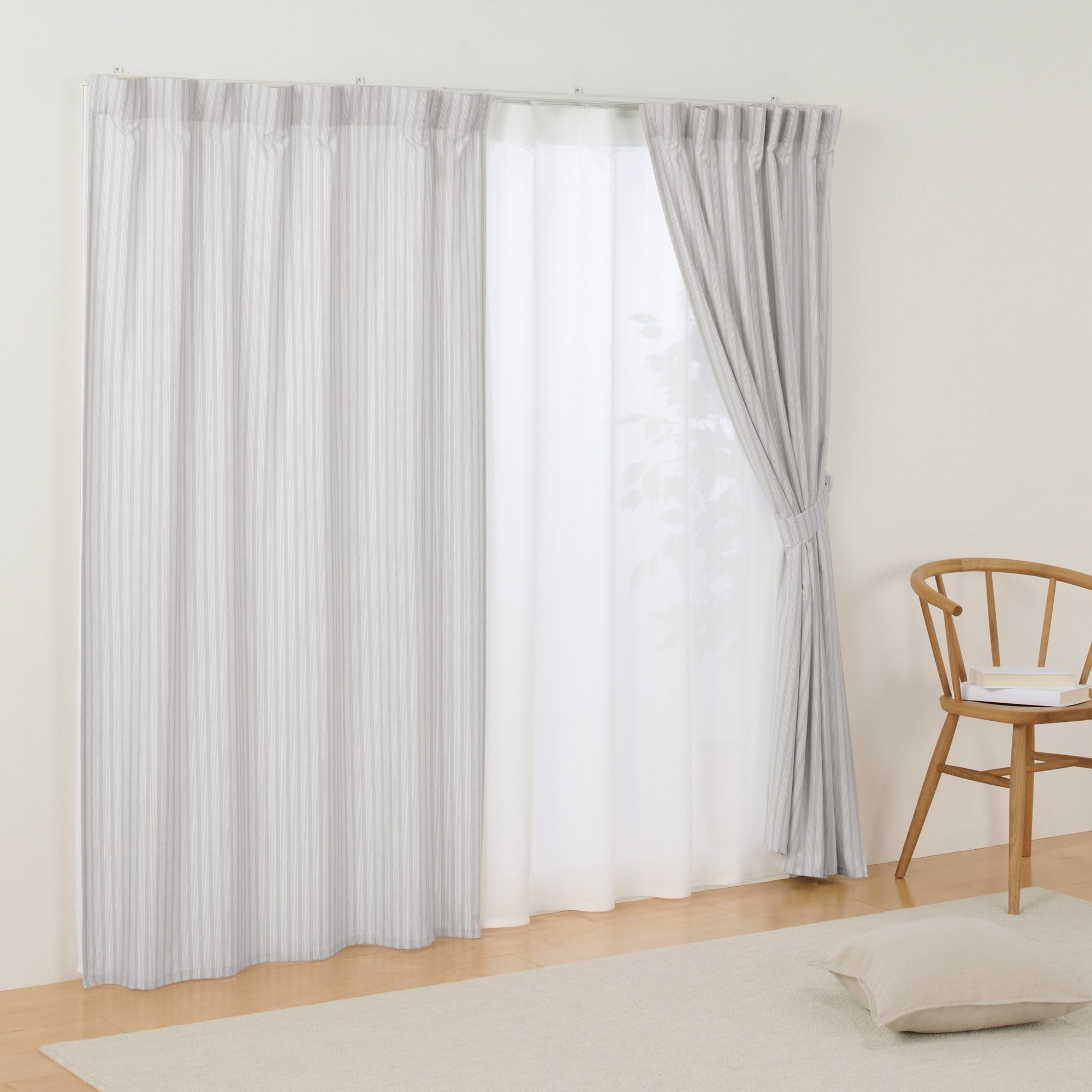 再生ポリエステル使い　ノンプリーツカーテン