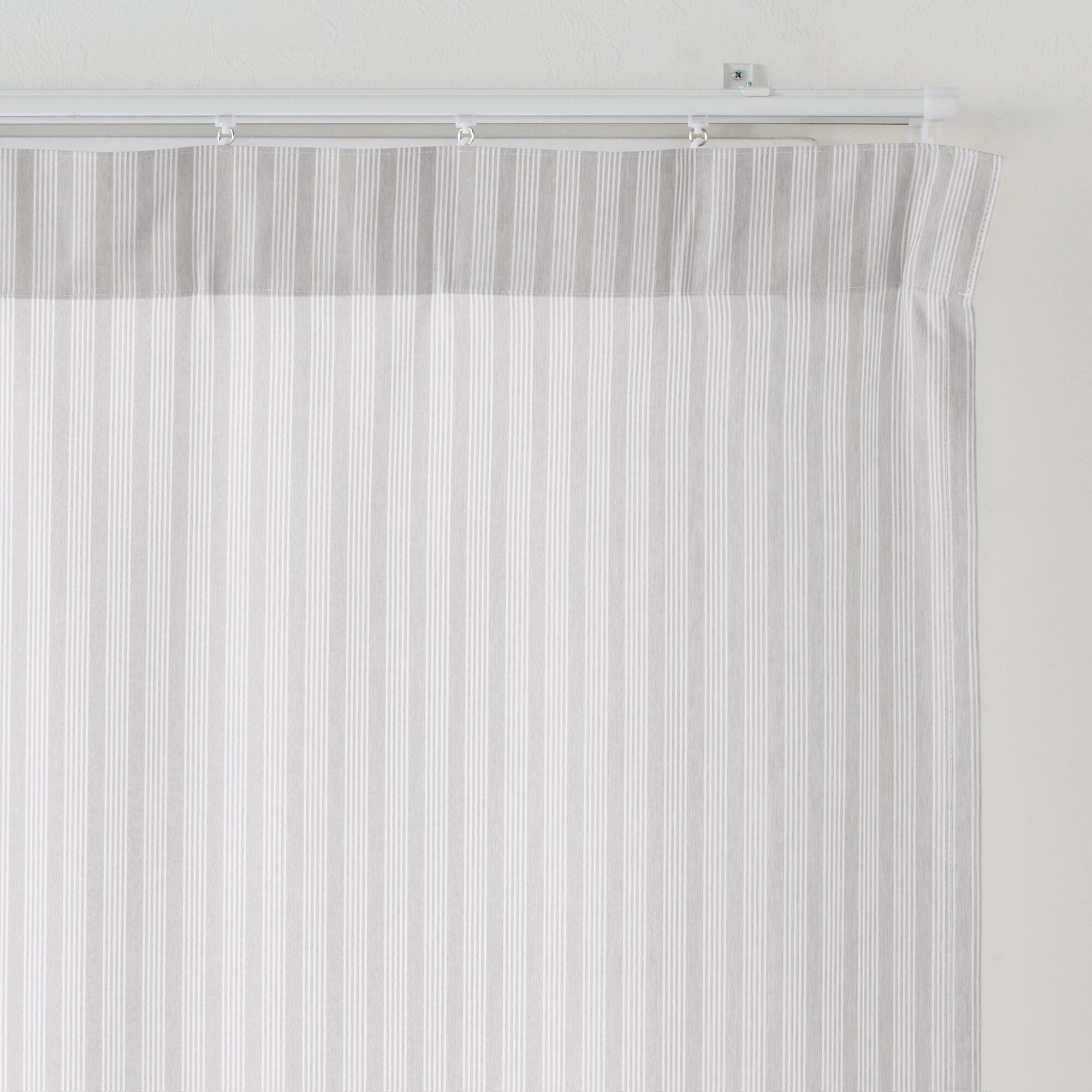 再生ポリエステル使い　ノンプリーツカーテン