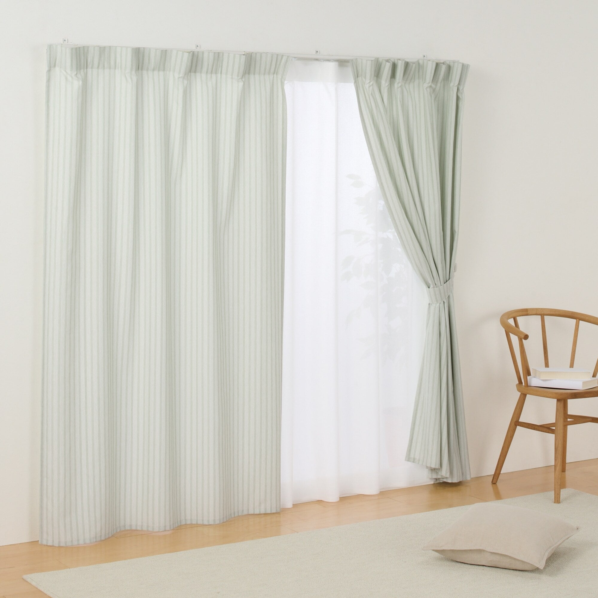 再生ポリエステル使い　ノンプリーツカーテン