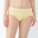 婦人　なめらかミディショーツ