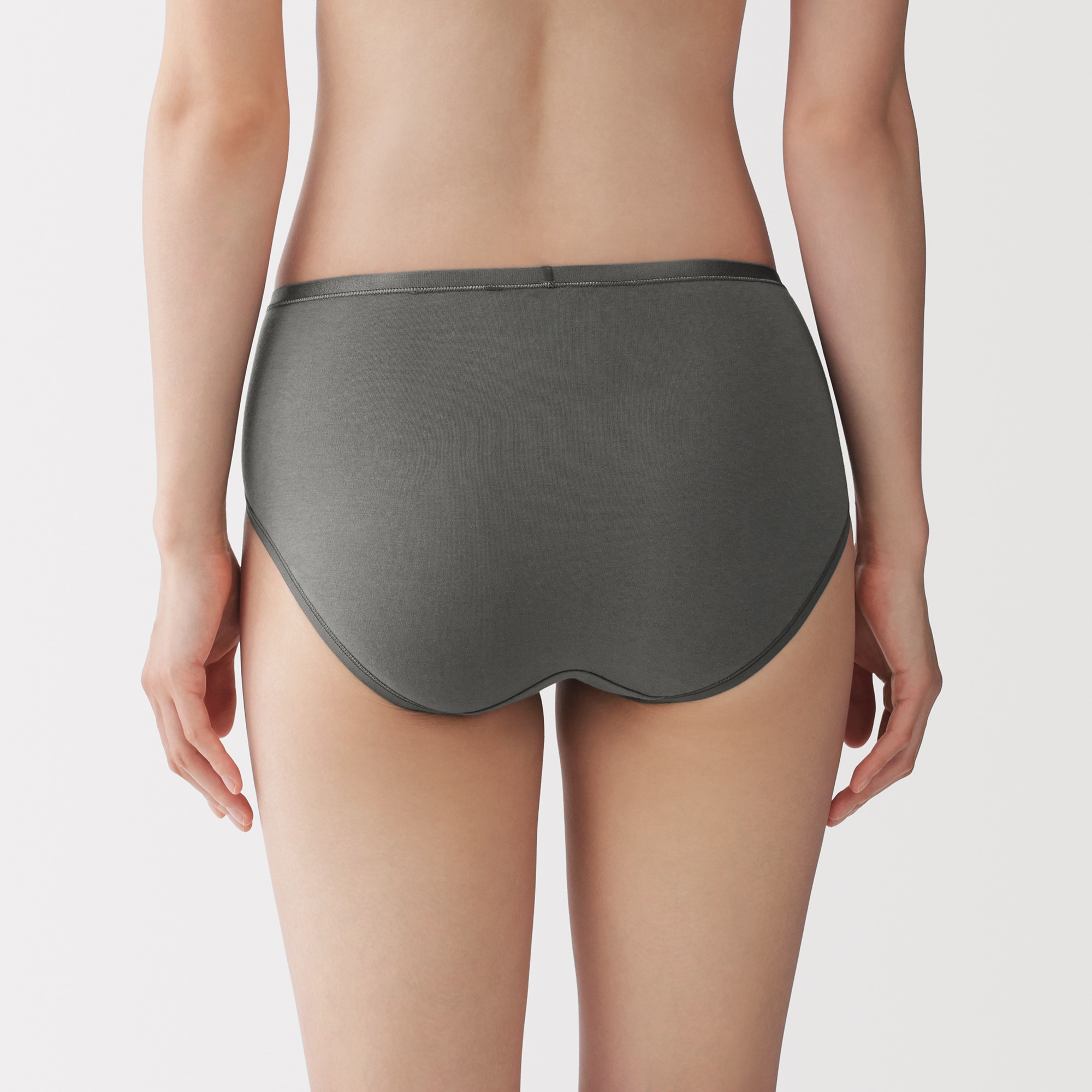 婦人　ストレッチミディショーツ