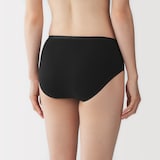 婦人　ストレッチミディショーツ