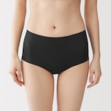 婦人　どこにも縫い目がないハイライズショーツ