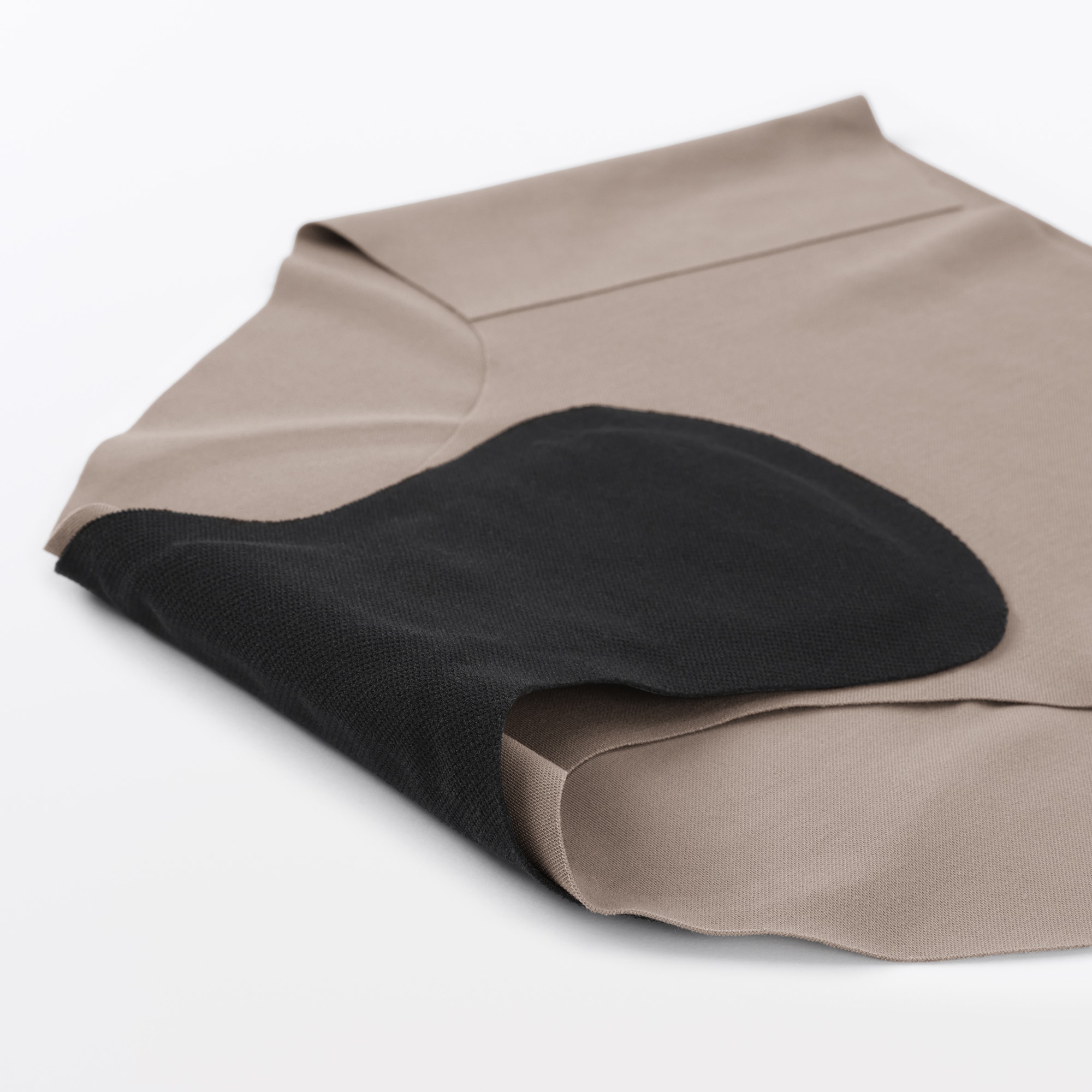 婦人　ひびきにくい吸水サニタリーショーツ