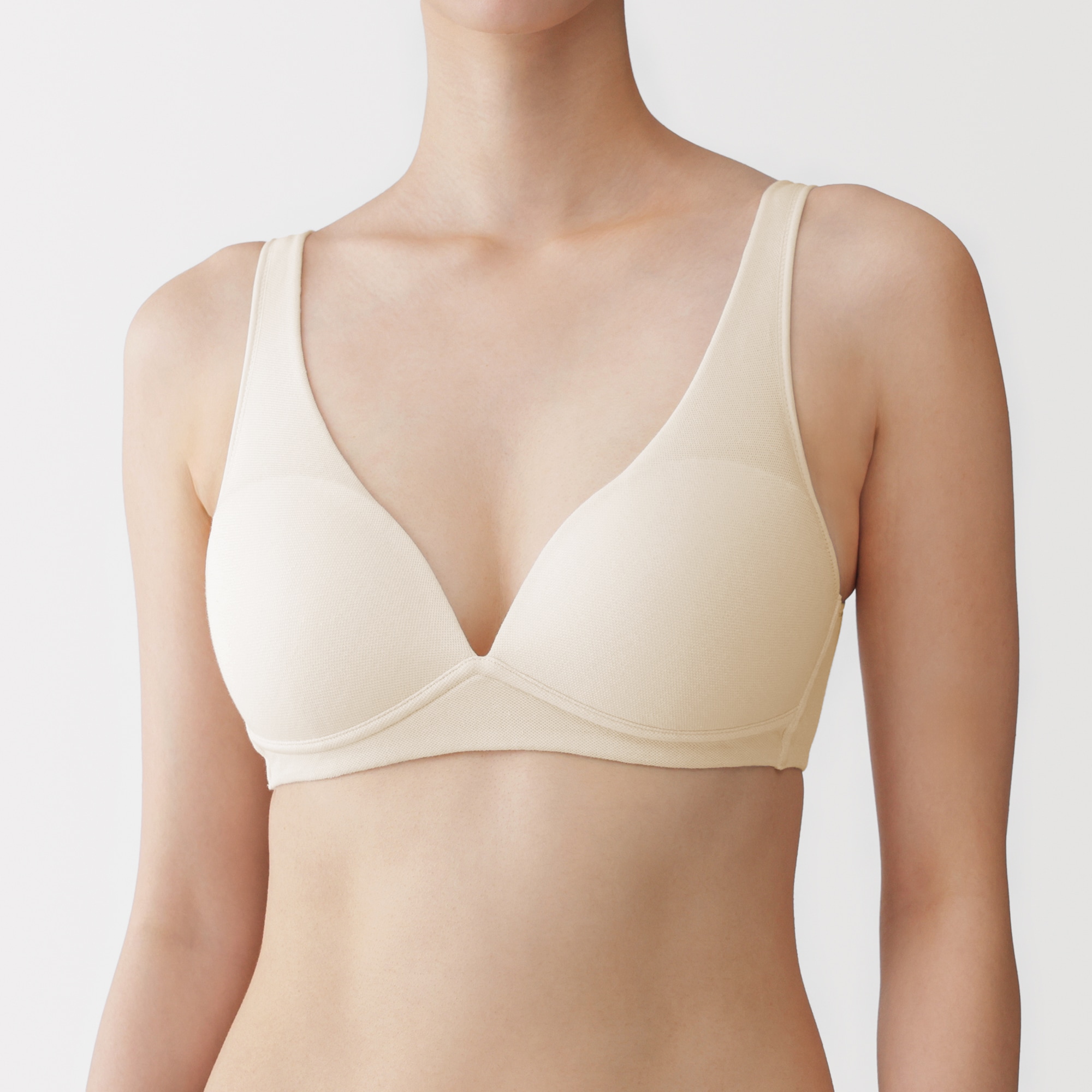 婦人　ノンワイヤー　綿混メッシュ　プランジブラジャー