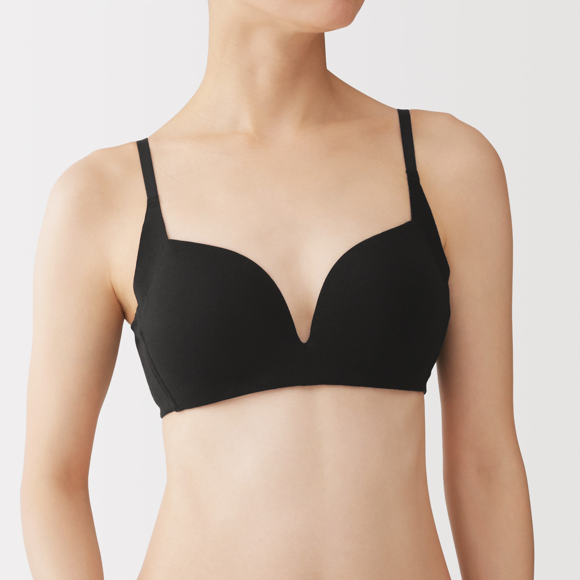 婦人 ノンワイヤー胸の形を整えるブラジャー | 無印良品