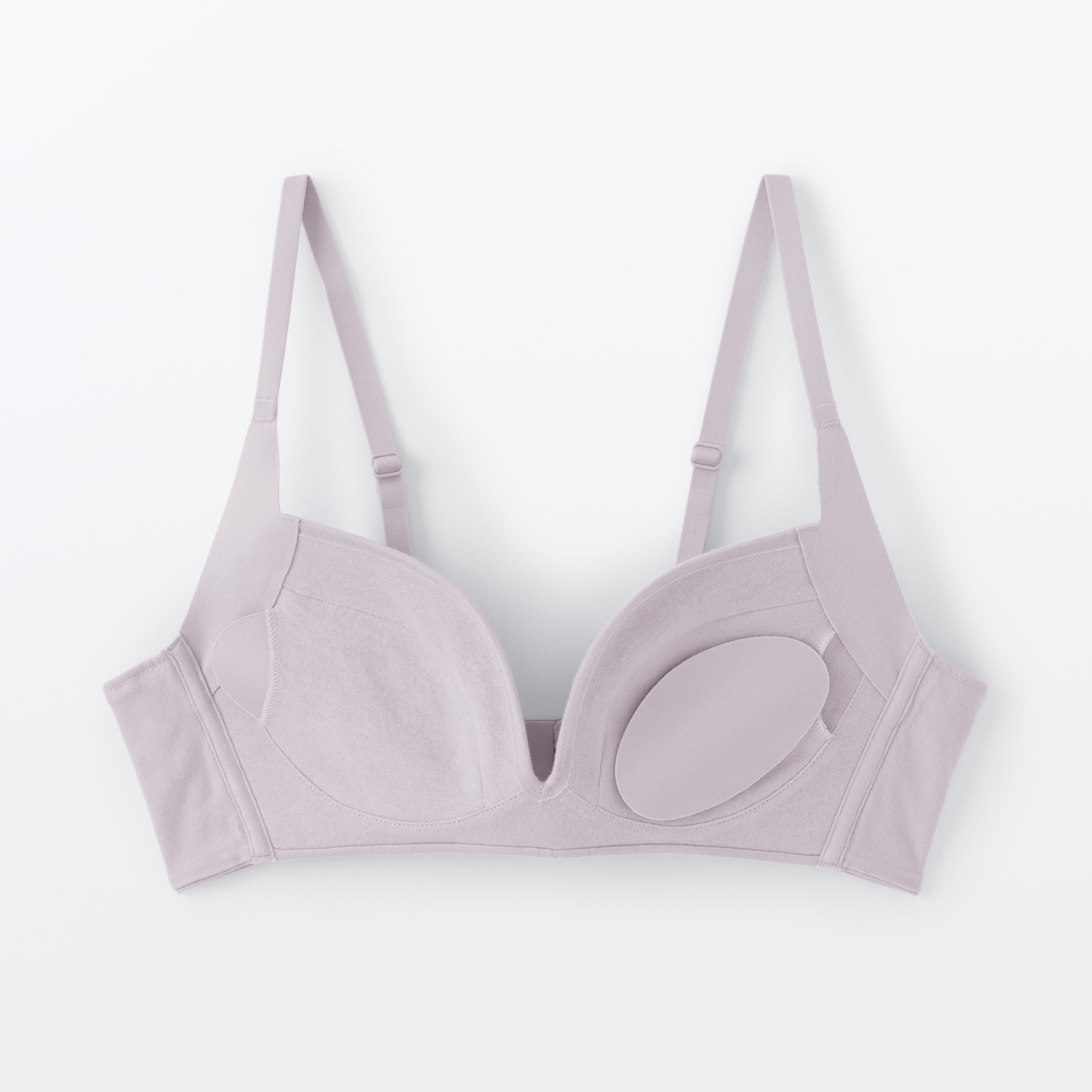 婦人　ノンワイヤー胸の形を整えるブラジャー