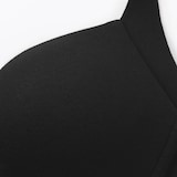 婦人　ノンワイヤー胸の形を整えるブラジャー　プラスサイズ