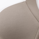 婦人　ノンワイヤー胸の形を整えるブラジャー　プラスサイズ