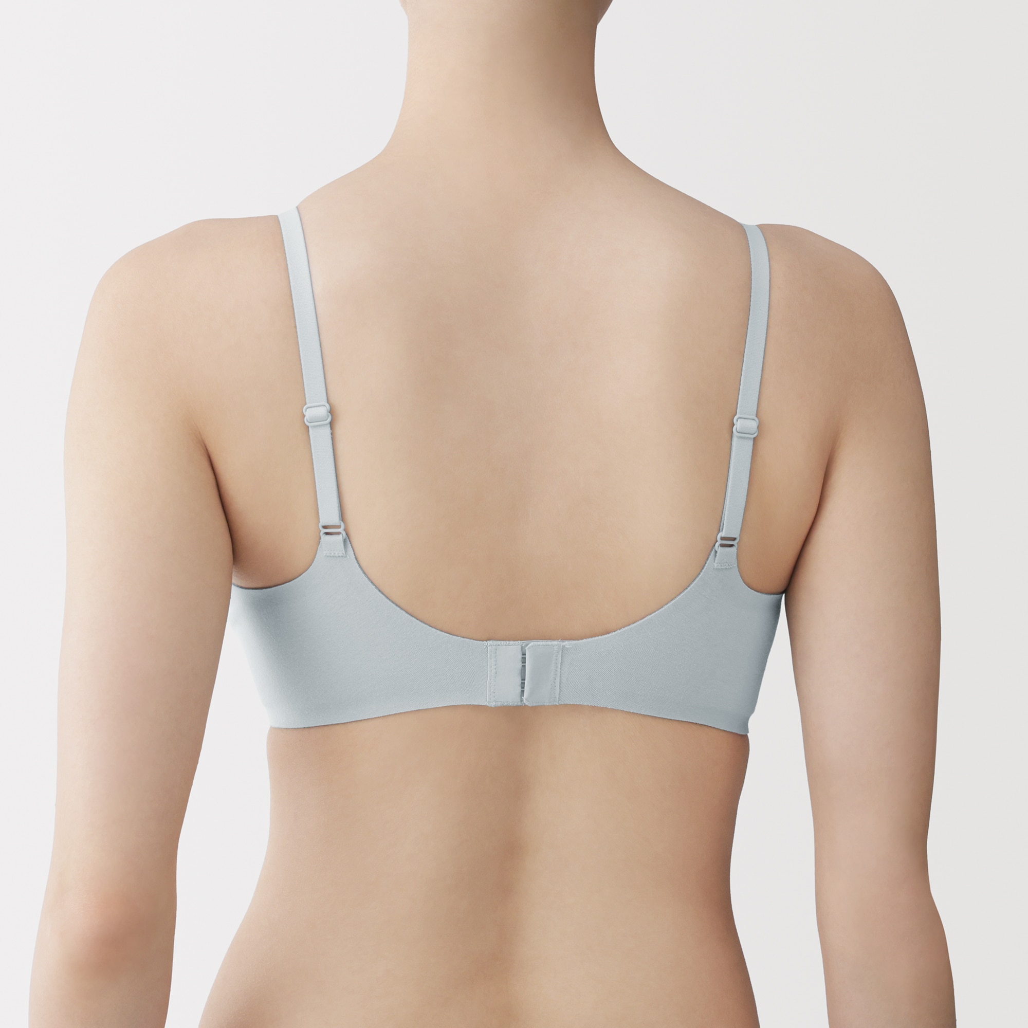 婦人　ノンワイヤー　体にあわせて支えるブラジャー