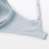 婦人　ノンワイヤー　体にあわせて支えるブラジャー