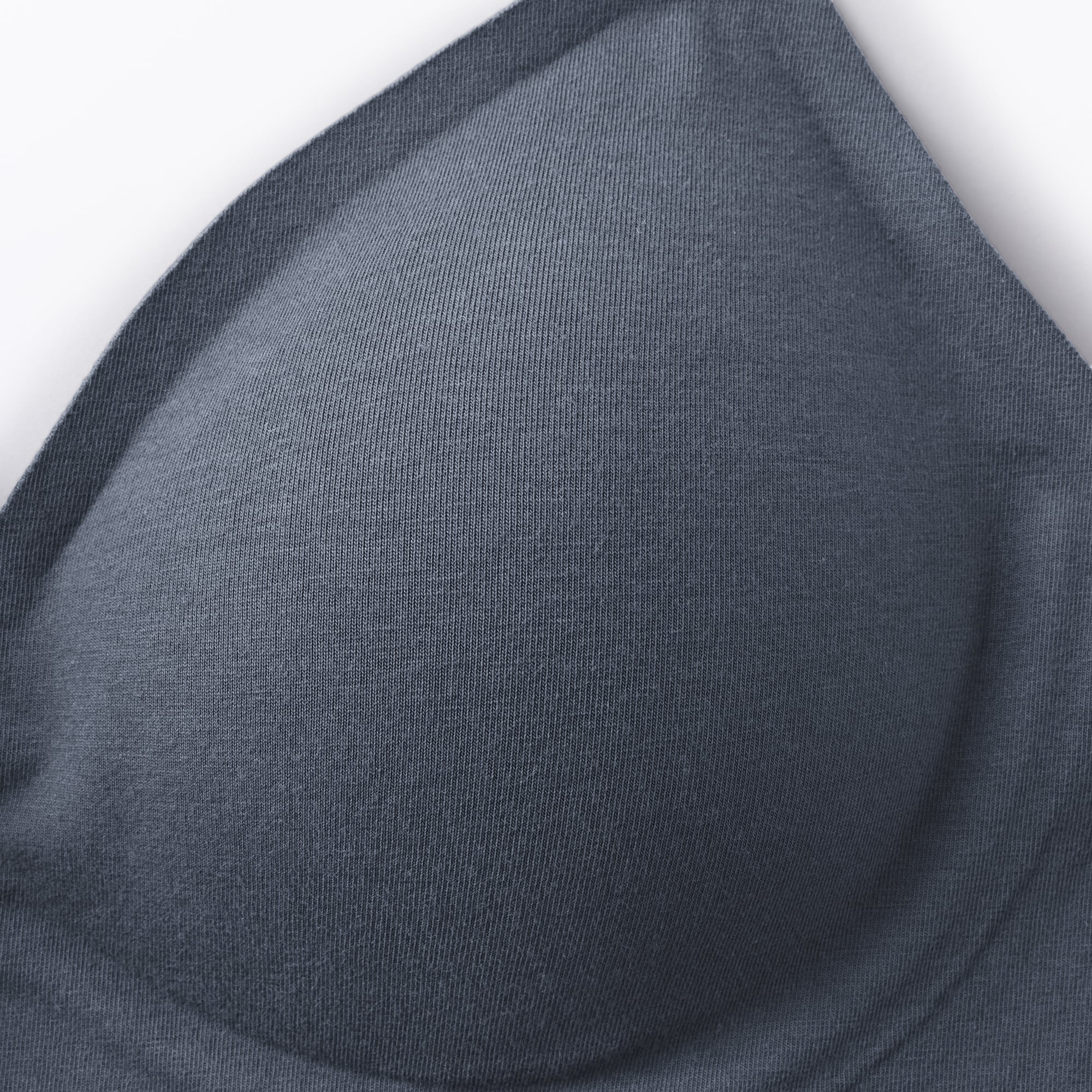 婦人　ノンワイヤー　体にあわせて支えるブラジャー