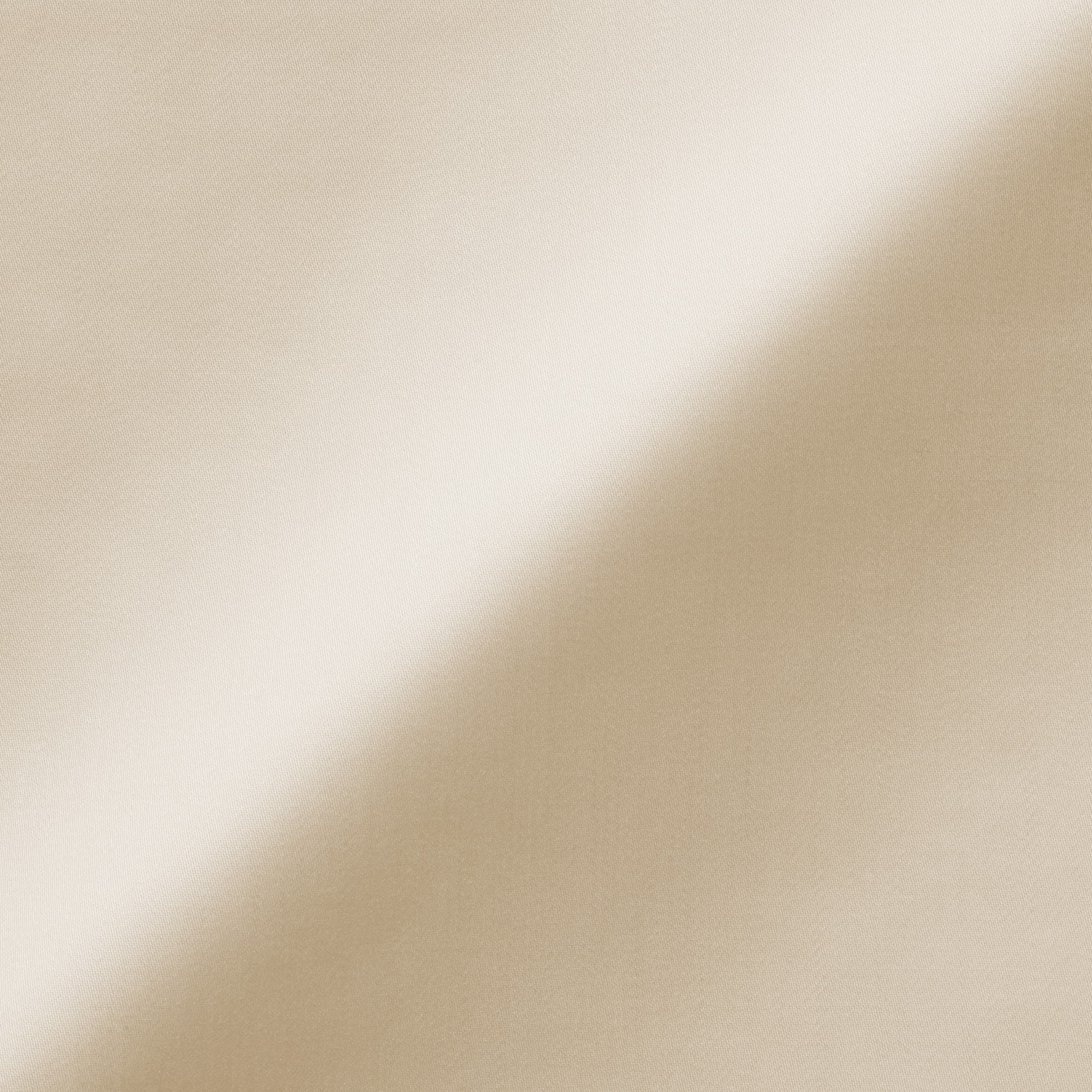 婦人　なめらかサテンスリップドレス